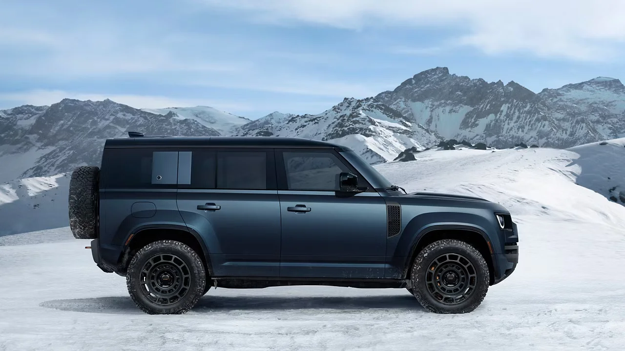 2020 vs 2026 Land Rover Defender