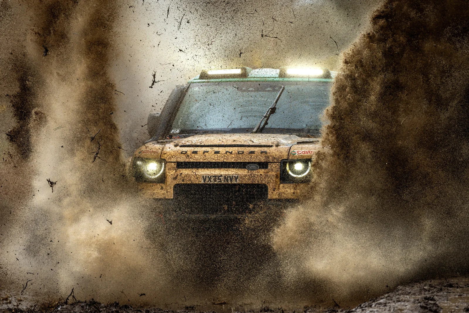 DEFENDER_RALLY_PORTUGAL_SARA_PRICE_504_STAGE2__CREDIT_KIN (2)_0.webp